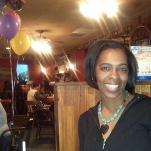 Meet your Posher, Phyllis